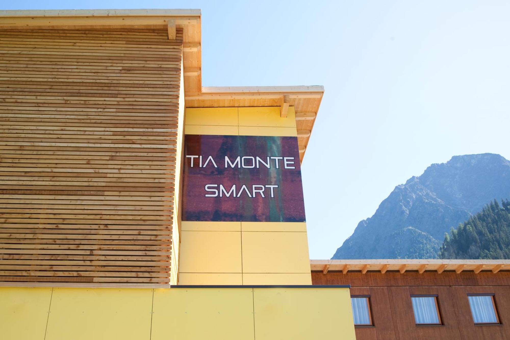 Hotel Tia Smart Natur Kaunertal Exteriör bild